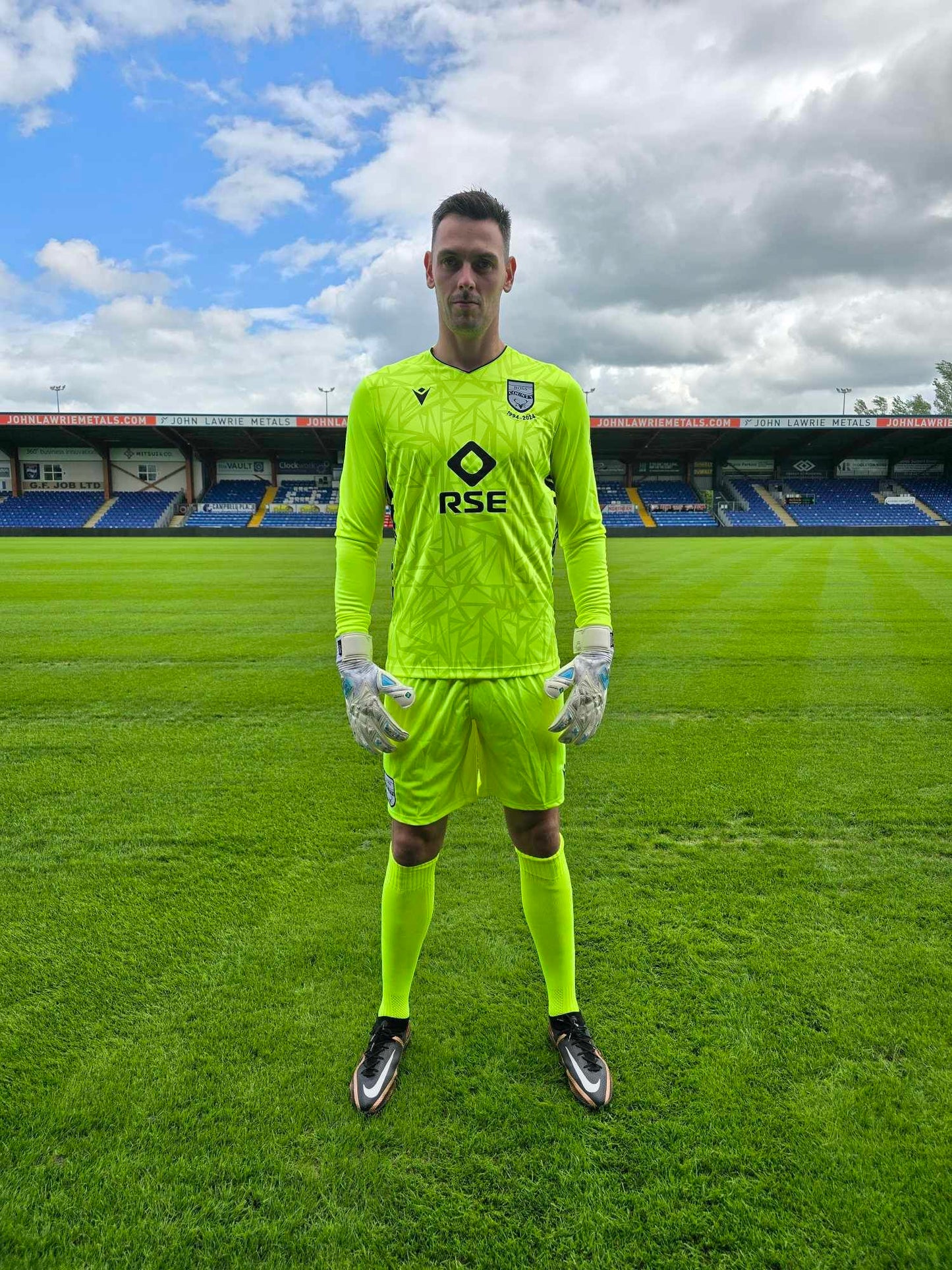 2425 Away GoalKeeper Socks - Adults
