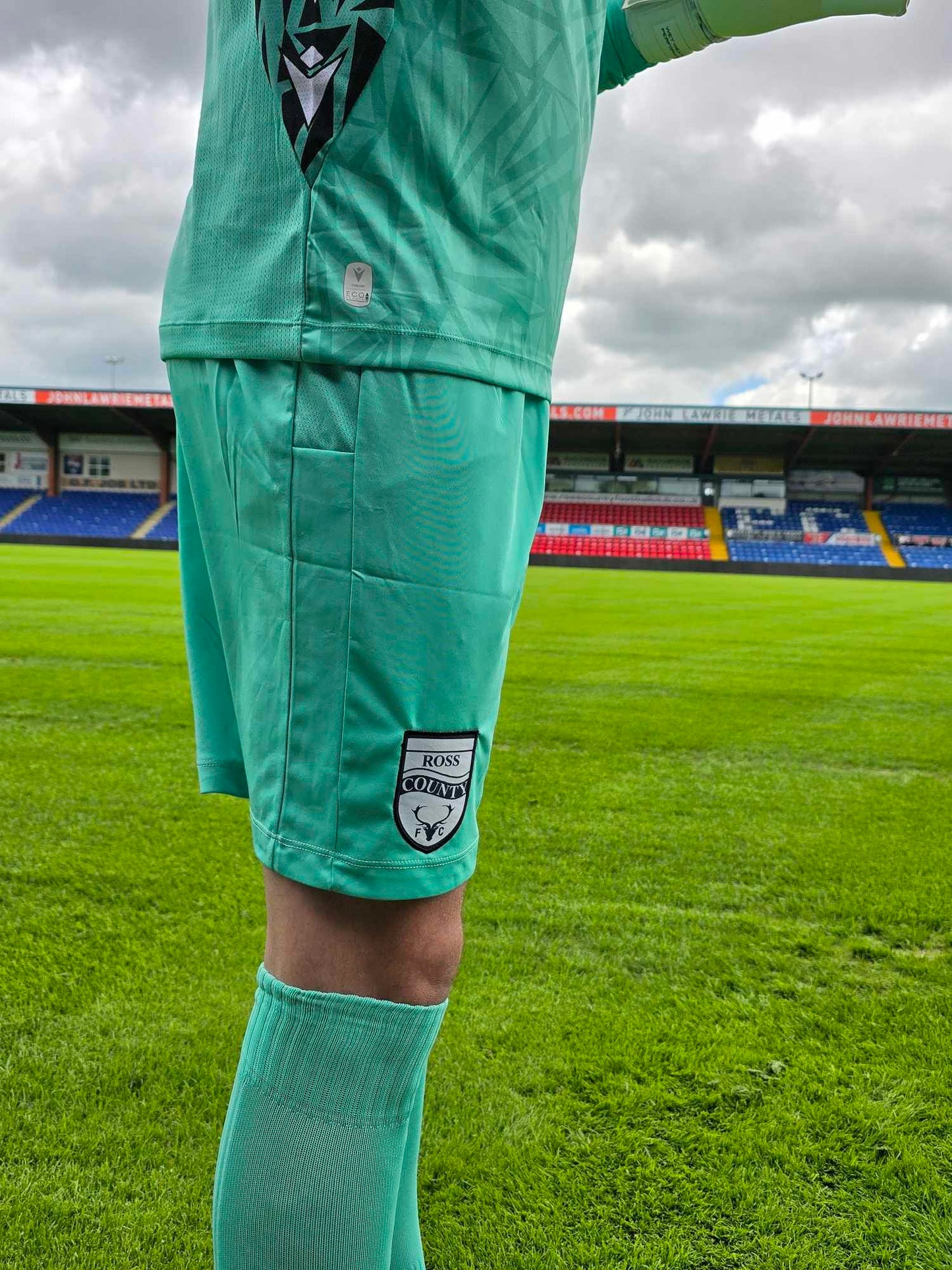 2425 Home GoalKeeper Shorts - Kids
